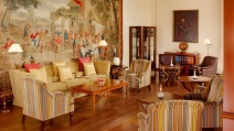 CASTILLO SON VIDA-LOUNGE GEORGE SAND